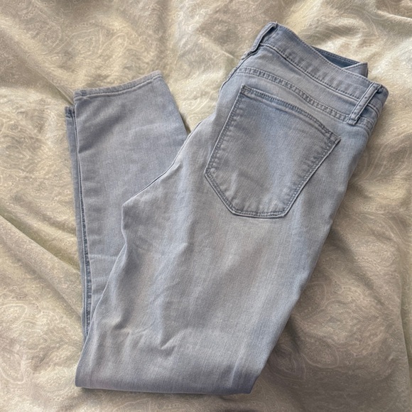 GAP Denim - GAP Women's Skinny Jeans in Light Denim